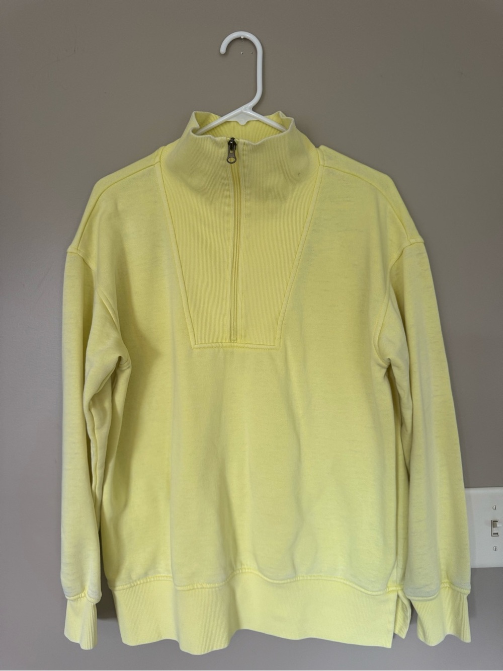 Pink Lily Men's Pale Yellow Zip-Up Pullover